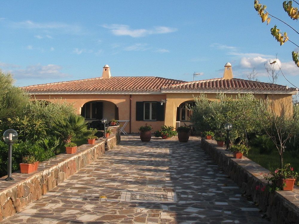 Residence Marina Palace Orosei Exterior foto